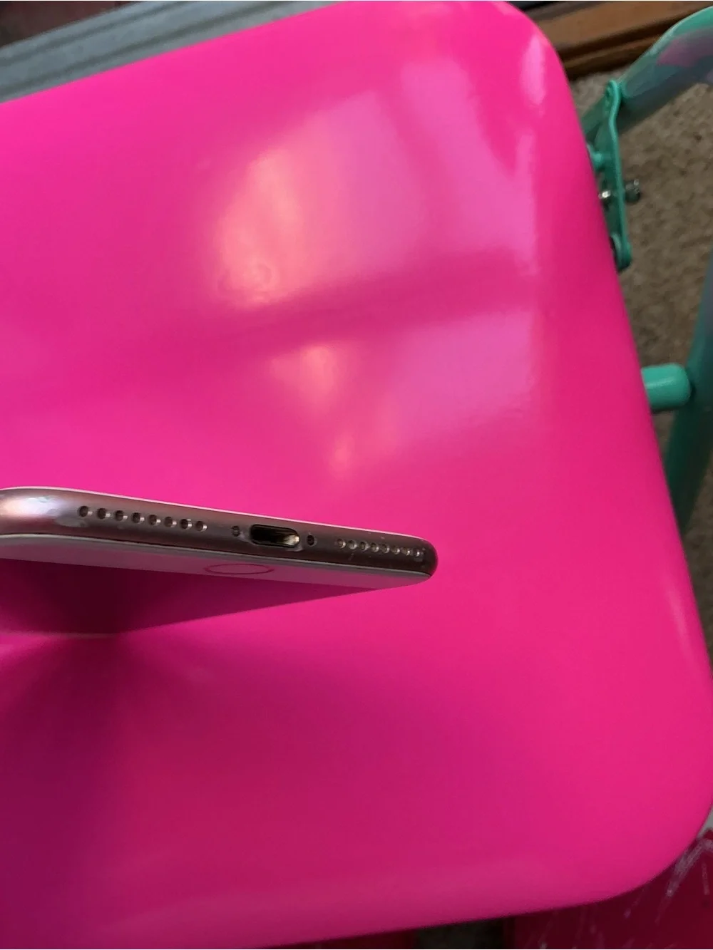 Apple White Front iPhone with Home Button